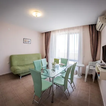 Prestige Sands Апартаменты