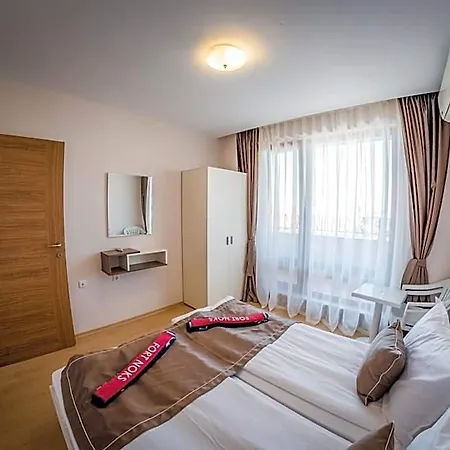 Prestige Sands Апартаменты
